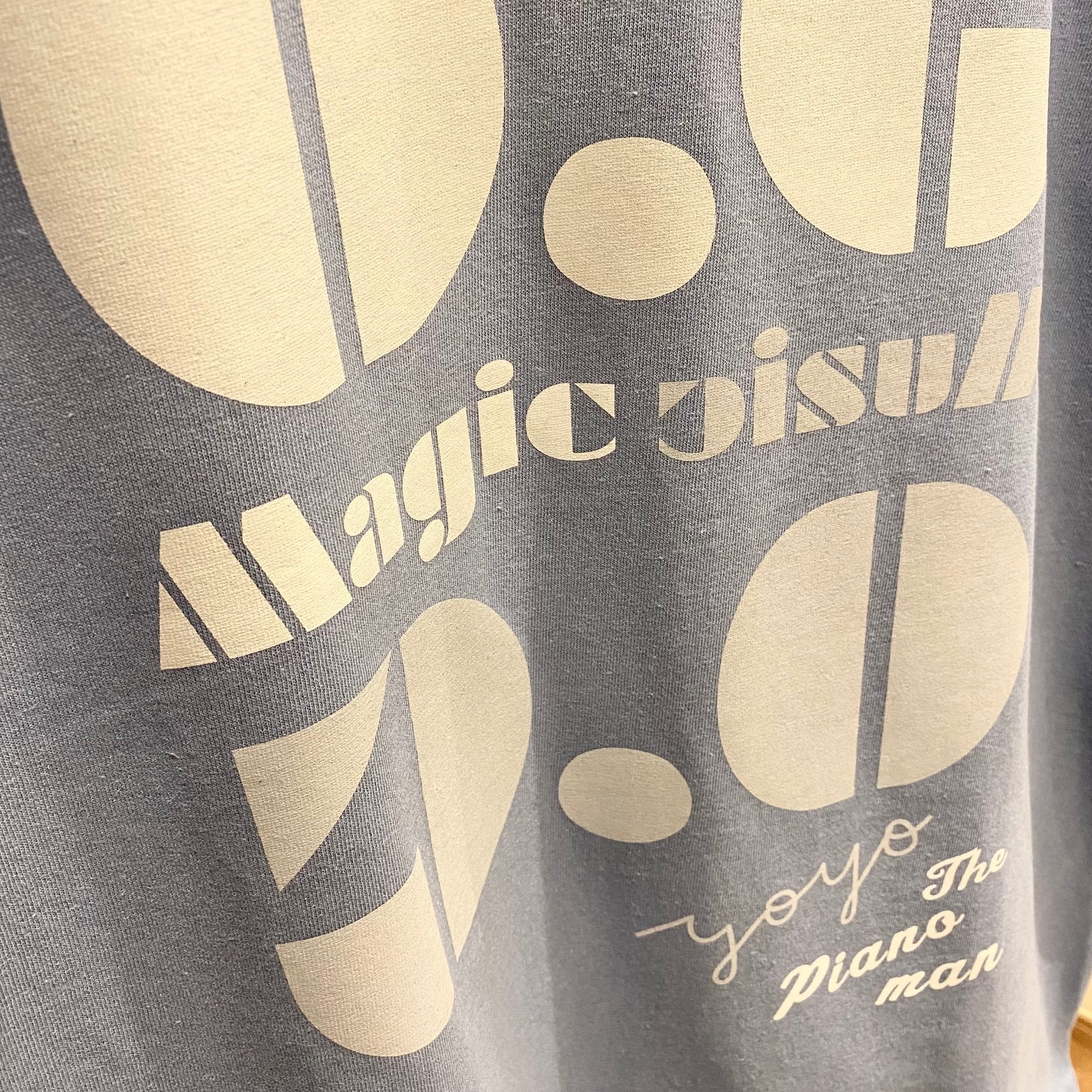 YoYo the "Pianoman" Magic T-Shirt