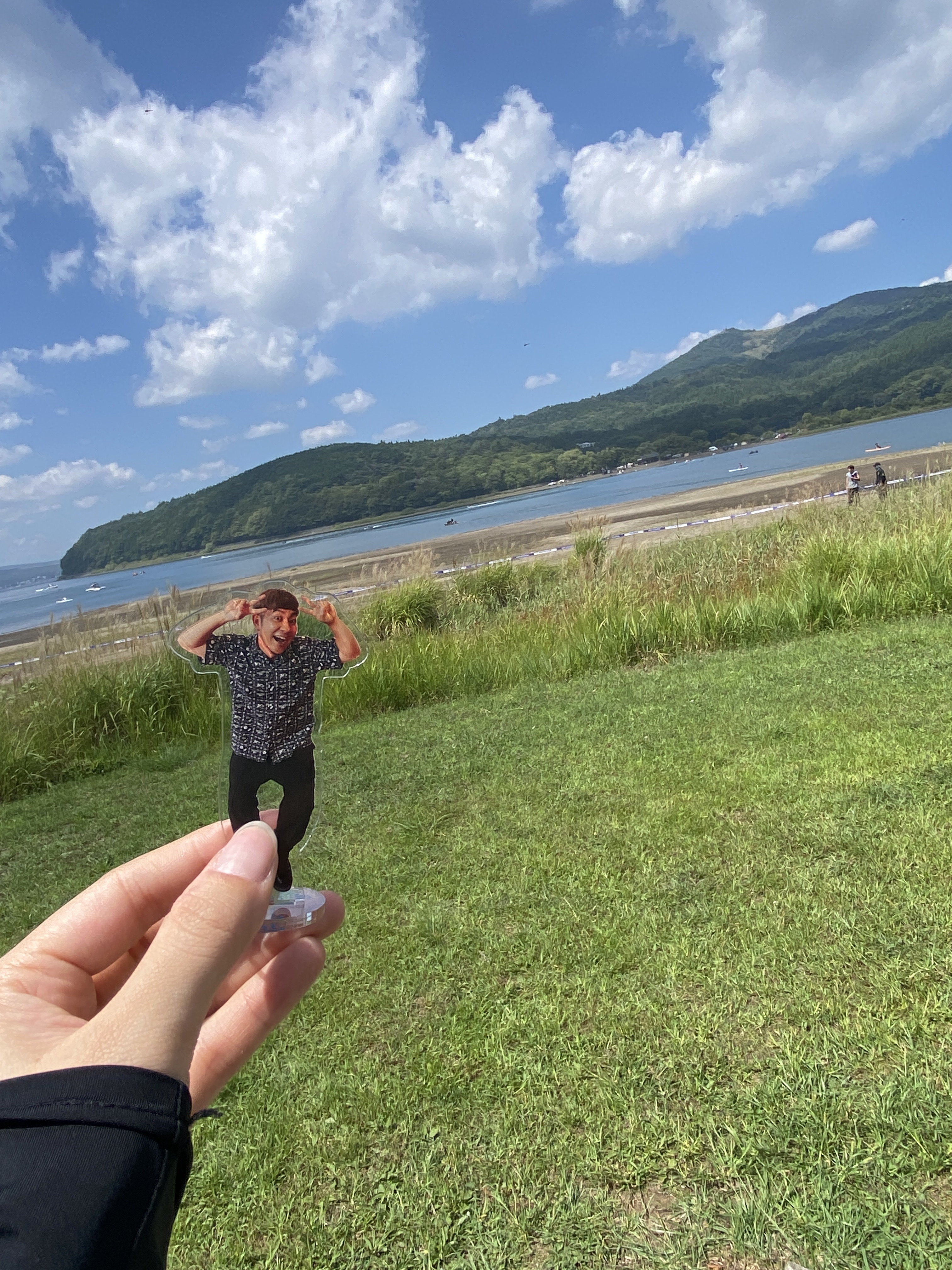 HY HUB CLUB PARTY 2025 どこでも一緒♡アクリルスタンドセット