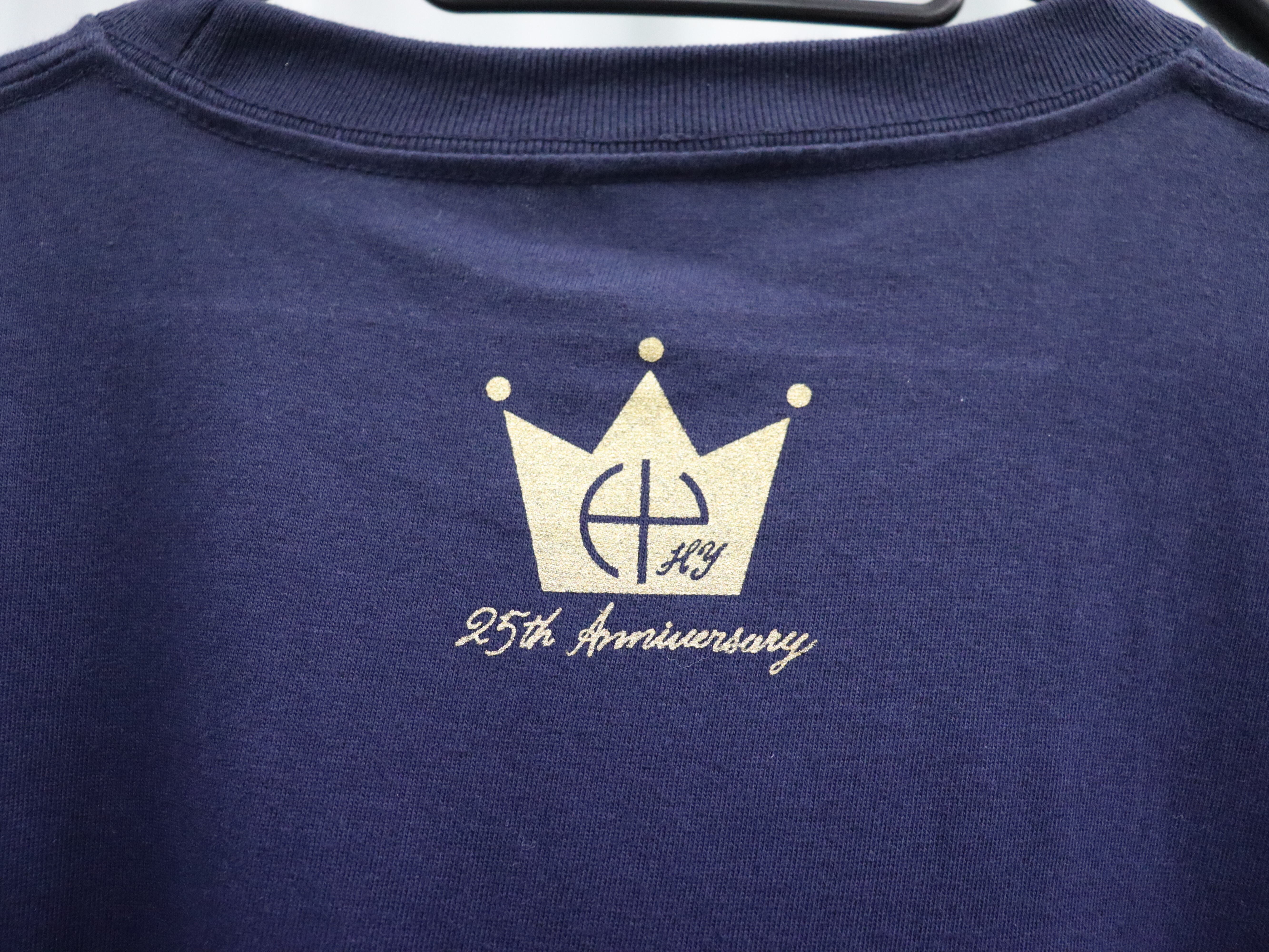 【SALE】Kary Tour バースデーケーキ ケーキ Tシャツ（ネイビー）