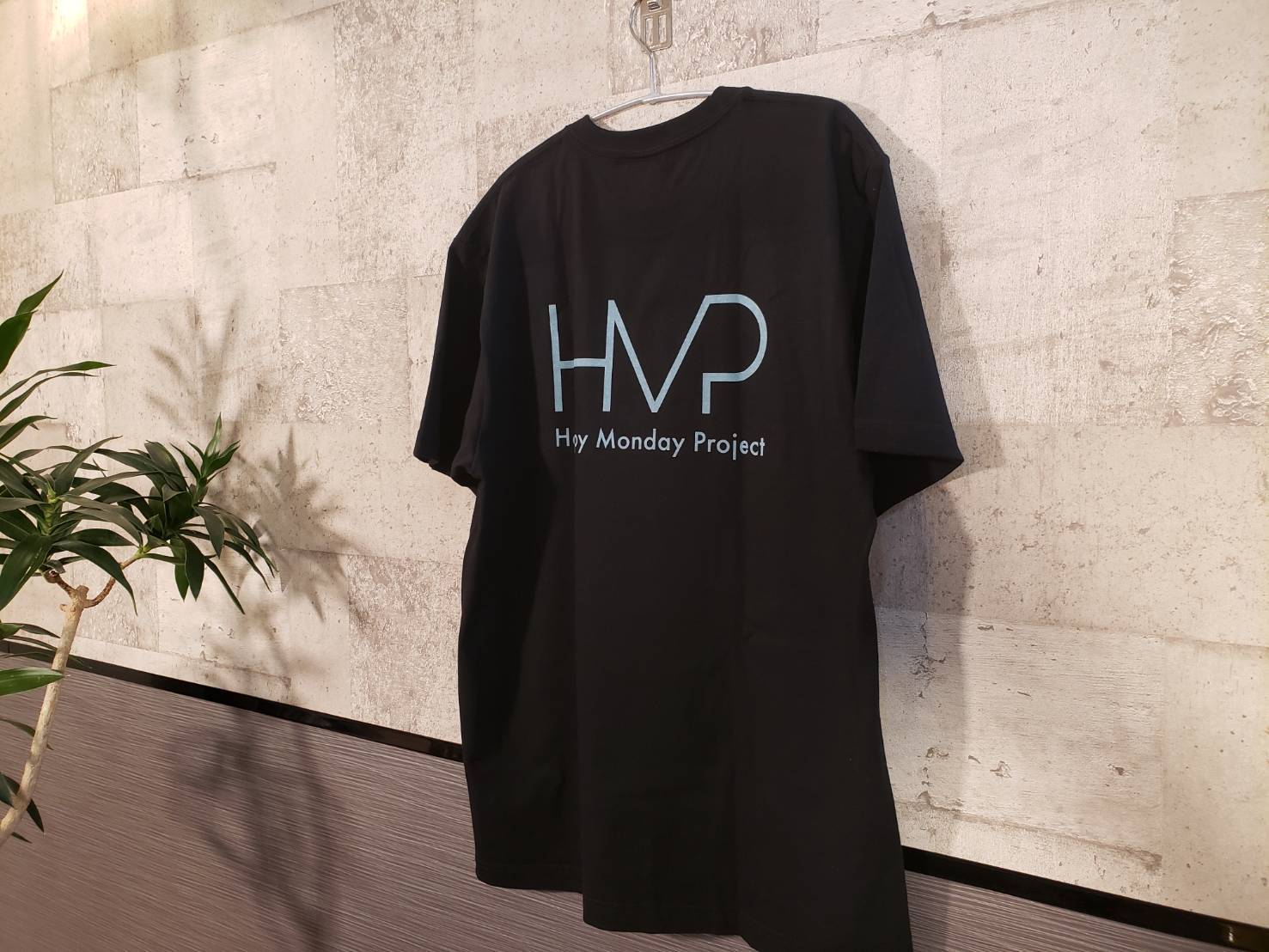 「Happy Monday Project」記念Tシャツ
